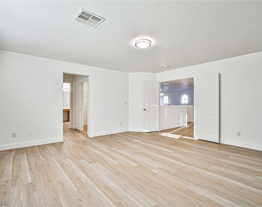 5989 Poplar Tree Street - Photo Thumbnail 21