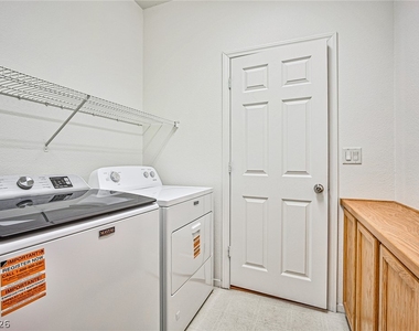 5989 Poplar Tree Street - Photo Thumbnail 12