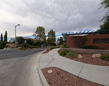 11000 Pine Knolls Court - Photo Thumbnail 4