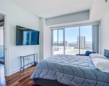 2700 Las Vegas Boulevard - Photo Thumbnail 13