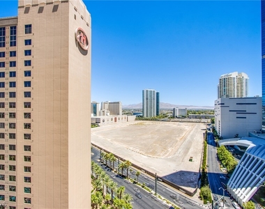 2700 Las Vegas Boulevard - Photo Thumbnail 25