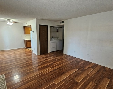 2771 Eldora Circle - Photo Thumbnail 3