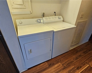2771 Eldora Circle - Photo Thumbnail 7