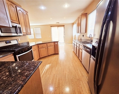 11066 Village Ridge Lane - Photo Thumbnail 12