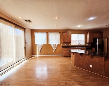 11066 Village Ridge Lane - Photo Thumbnail 9