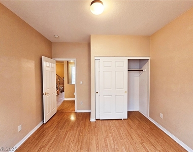 11066 Village Ridge Lane - Photo Thumbnail 23