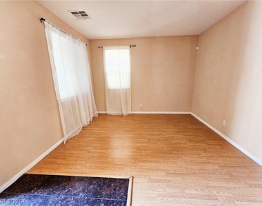 11066 Village Ridge Lane - Photo Thumbnail 3