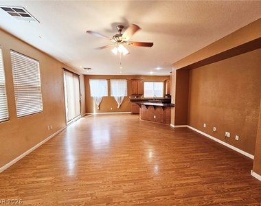 11066 Village Ridge Lane - Photo Thumbnail 8