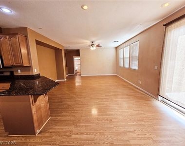 11066 Village Ridge Lane - Photo Thumbnail 16