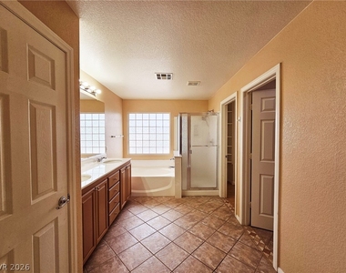 11066 Village Ridge Lane - Photo Thumbnail 40
