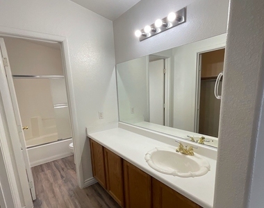 6098 Allred Place - Photo Thumbnail 10