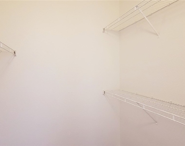 5525 W Flamingo Road - Photo Thumbnail 11