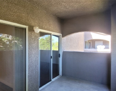 5525 W Flamingo Road - Photo Thumbnail 16