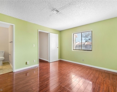 5264 Child Court - Photo Thumbnail 13