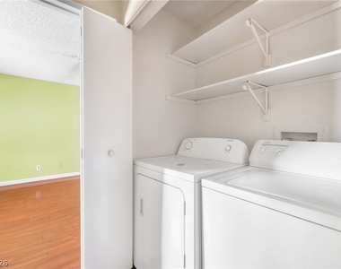 5264 Child Court - Photo Thumbnail 16
