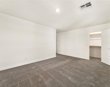 9864 Maple Pass Avenue - Photo Thumbnail 13