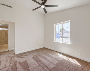 2854 Humboldt Court - Photo Thumbnail 31