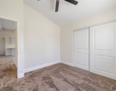 2854 Humboldt Court - Photo Thumbnail 28