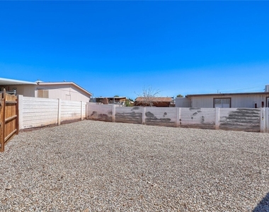 2854 Humboldt Court - Photo Thumbnail 37