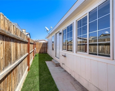 2854 Humboldt Court - Photo Thumbnail 5
