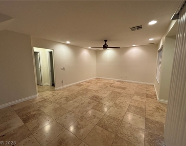 9725 Silver Harvest Court - Photo Thumbnail 5