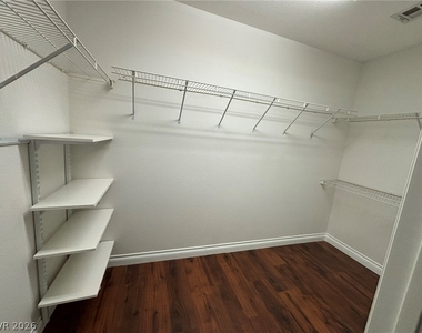 9725 Silver Harvest Court - Photo Thumbnail 14