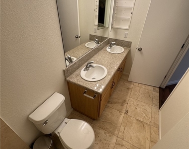 9725 Silver Harvest Court - Photo Thumbnail 31