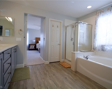 3033 Andretti Lane - Photo Thumbnail 16