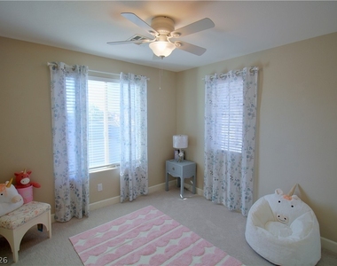 3033 Andretti Lane - Photo Thumbnail 12
