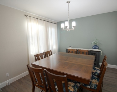 3033 Andretti Lane - Photo Thumbnail 9