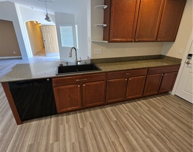 7884 Crownbeard Street - Photo Thumbnail 17