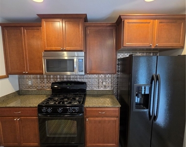 7884 Crownbeard Street - Photo Thumbnail 18