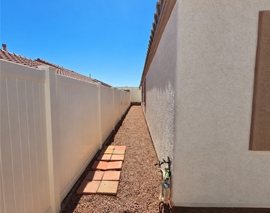 7884 Crownbeard Street - Photo Thumbnail 19