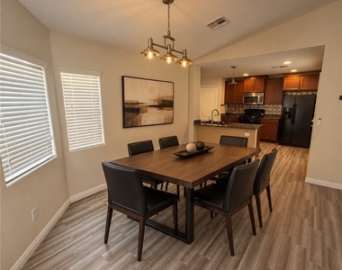 7884 Crownbeard Street - Photo Thumbnail 2