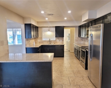 805 E Saint Louis Avenue - Photo Thumbnail 5