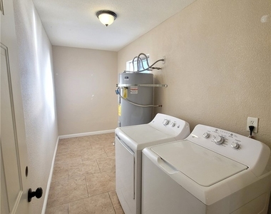 805 E Saint Louis Avenue - Photo Thumbnail 8