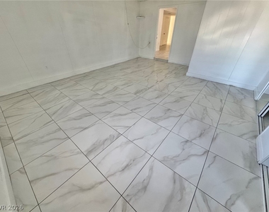 4525 Charles Ronald Avenue - Photo Thumbnail 18