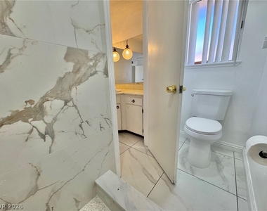 4525 Charles Ronald Avenue - Photo Thumbnail 12