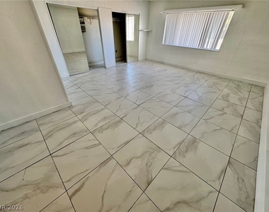 4525 Charles Ronald Avenue - Photo Thumbnail 17