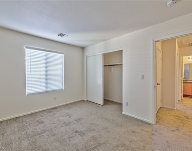 4816 Englewood Avenue - Photo Thumbnail 10