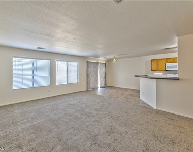 4816 Englewood Avenue - Photo Thumbnail 7