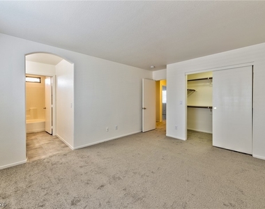 4816 Englewood Avenue - Photo Thumbnail 11