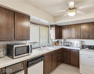 205 E Harmon Avenue - Photo Thumbnail 18
