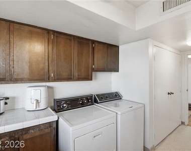 205 E Harmon Avenue - Photo Thumbnail 19