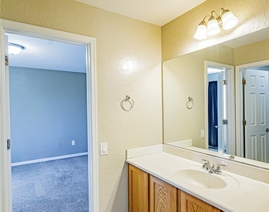 4420 Penguin Avenue - Photo Thumbnail 30