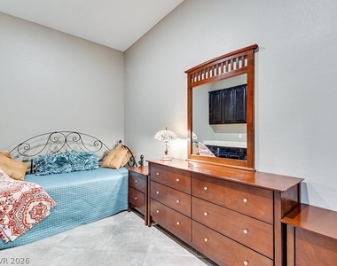 726 Orange Plume Walk - Photo Thumbnail 17