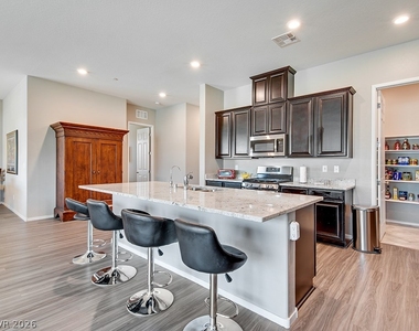 726 Orange Plume Walk - Photo Thumbnail 7