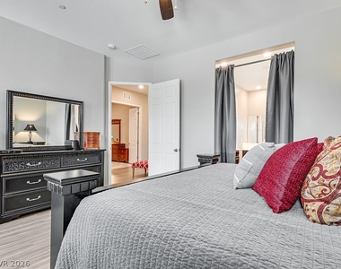 726 Orange Plume Walk - Photo Thumbnail 23