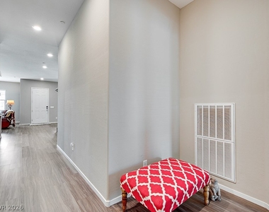 726 Orange Plume Walk - Photo Thumbnail 18