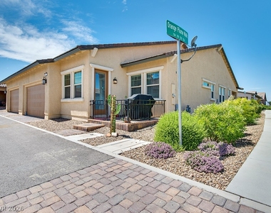 726 Orange Plume Walk - Photo Thumbnail 33